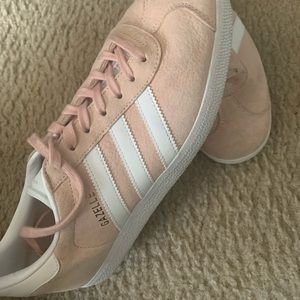 Adidas Giselle